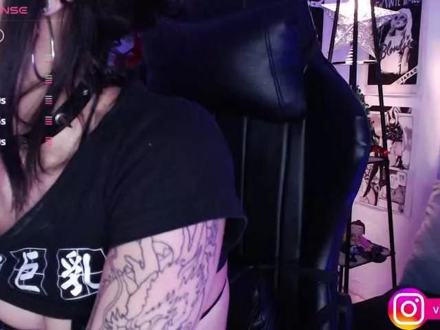 Offline Violetlane on BongaCams