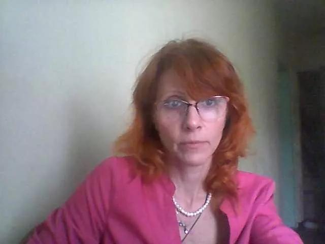 Offline Yuliya77 on BongaCams