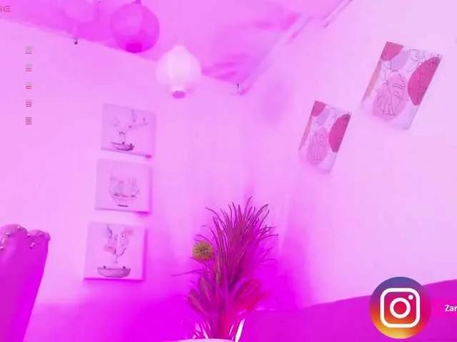 Offline Zaradavis on BongaCams