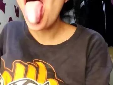 Freechat 1kandylove on Chaturbate