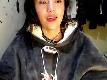 Freechat 1kandylove on Chaturbate