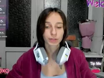 _nika_kik — GOAL: doggy style [333 tokens remaining] let's discuss fun in a private show #longtongue #smoke #tits #ukraine #hairypussy