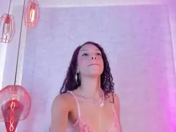 Away alahia_rosse on Chaturbate