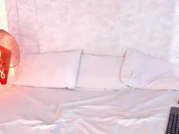 Away alahia_rosse on Chaturbate