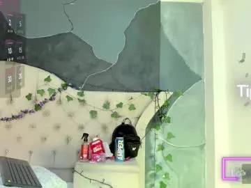 ambarfox1 — SHOW DICK HARD + DANCE NAKED  #trans #ebony #cum #party #feets [120 tokens remaining]