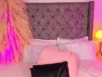 Freechat astrid_jonnes on Chaturbate