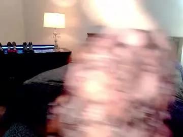 Freechat aubreeskinkyplayroom on Chaturbate