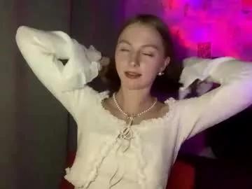 Freechat autumnroginson on Chaturbate