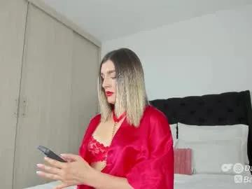 Freechat barbiemillit on Chaturbate