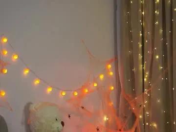 beckymadsons —  Let's reach 70000+ TODAY! I'm a #teen #18, #new #shy here, but already the best #bigass on CB  - Goal: flash my boobies and pinch pierced nipples  [271 tokens left]