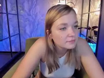 Freechat bella_cosmos on Chaturbate