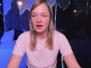 Freechat bella_cosmos on Chaturbate