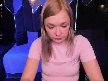 Freechat bella_cosmos on Chaturbate