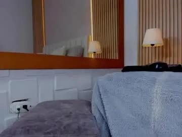 bilie_rouse1 — GOAL: HI BILIE [10 tokens remaining] New content in my profile this week to make u happy! #bigass #squirt #masturbate #torso #anal