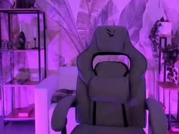 Freechat coralinekeyns on Chaturbate