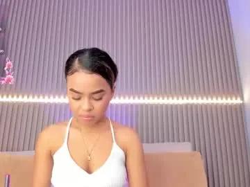 Freechat coralineross_ on Chaturbate