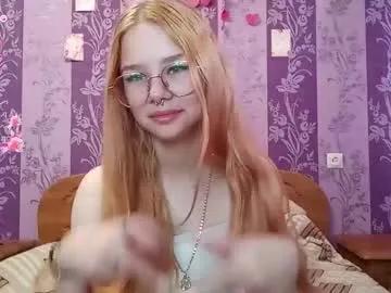 cucumber_kringe — Goal Tease my sexy nipples under my top #18 y.o. #new #natural #teen #shy Hi SB, im Sia, welcome! [35 tokens remaining]