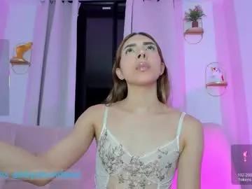 Freechat danafinet on Chaturbate