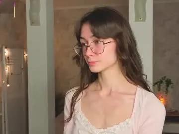 Freechat defeded_lovee on Chaturbate