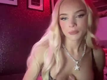 Group diamond_the_blonde on Chaturbate