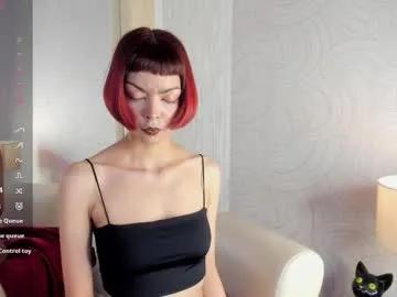 Freechat dolyconor on Chaturbate