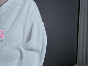 Freechat elswythbareford on Chaturbate