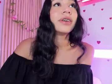 Freechat emmaclark_1 on Chaturbate