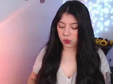 emmi_0 on Chaturbate 