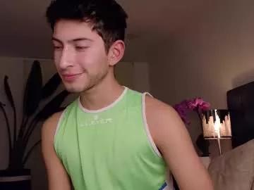 Freechat ethan_skiny_ on Chaturbate