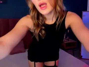 Freechat evelynpoole on Chaturbate