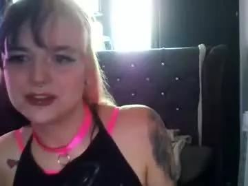 Freechat evieestonee on Chaturbate