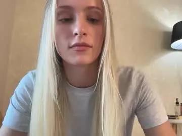 fflloowweerr on Chaturbate 