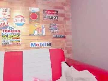 Freechat foxy_loren on Chaturbate