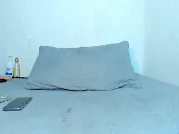 Freechat hot_boy_04 on Chaturbate