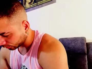 jeremylowe — TOTAL NAKED [1000 tokens left] PRIVATE OPEN TOO #lovense #muscle #straight #cumshow #latino