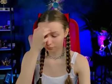 juliedaniel's avatar