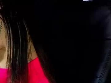 Freechat katherinepeti on Chaturbate