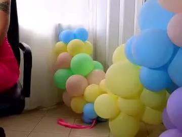 Freechat katherinepeti on Chaturbate