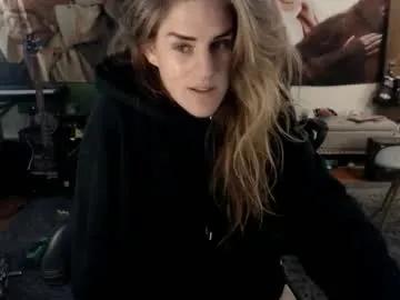 katiecutie_5 — its not gay its alt-straight (unless you don't tip then its gay) - Naked at Goal [4000 tokens remaining]