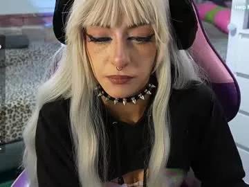 Freechat kikilepetite on Chaturbate
