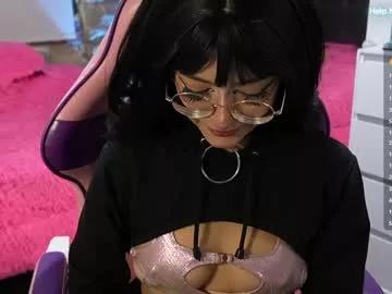 Freechat kikilepetite on Chaturbate