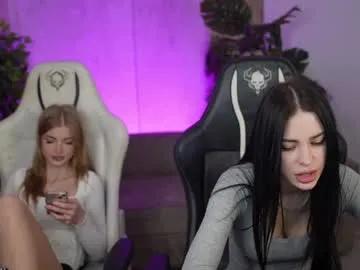 Freechat kira0541 on Chaturbate