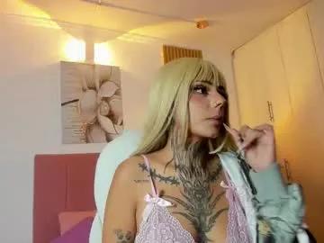 Freechat korarousee on Chaturbate