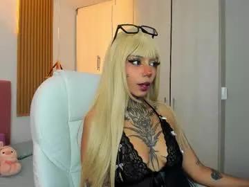 Freechat korarousee on Chaturbate