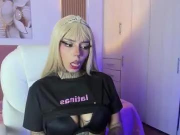 Freechat korarousee on Chaturbate