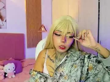 Freechat korarousee on Chaturbate