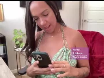 Freechat latinadynamite on Chaturbate