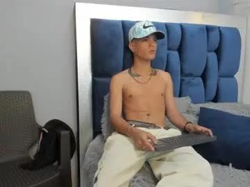 Freechat levy_steve on Chaturbate