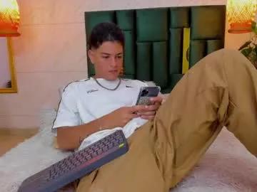 Freechat levy_steve on Chaturbate