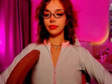 Freechat leylanoir on Chaturbate